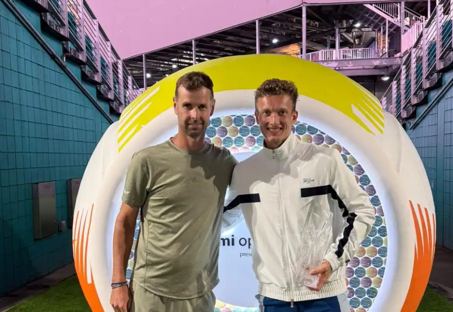 POZDRAV Z MIAMI DO TCDK!!